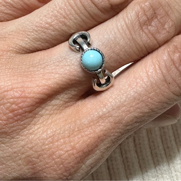 Turquoise silver ring - Picture 2 of 3